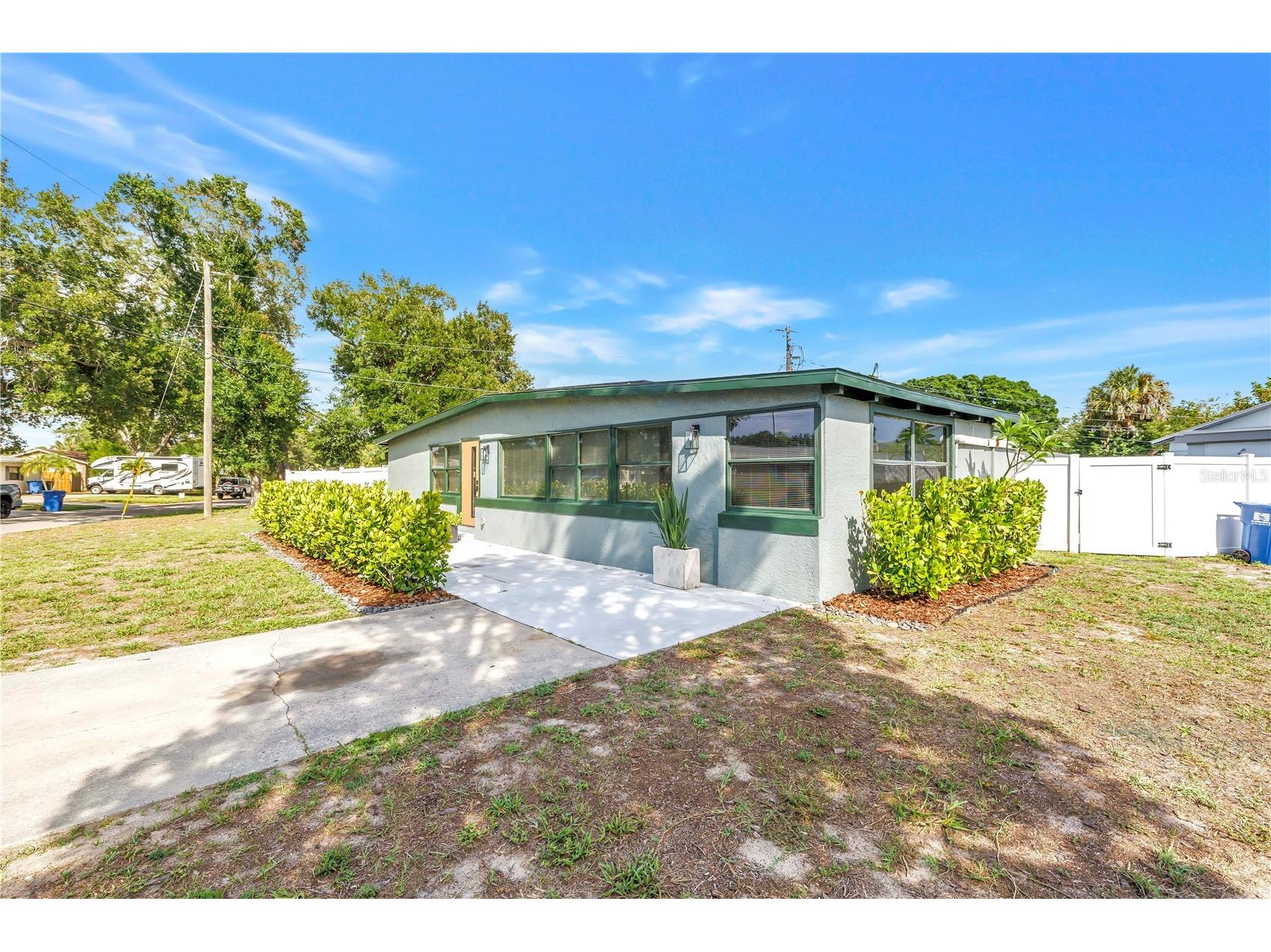 7599 Meadowlawn Drive N Saint Petersburg FL 33702 TB8513107 image2