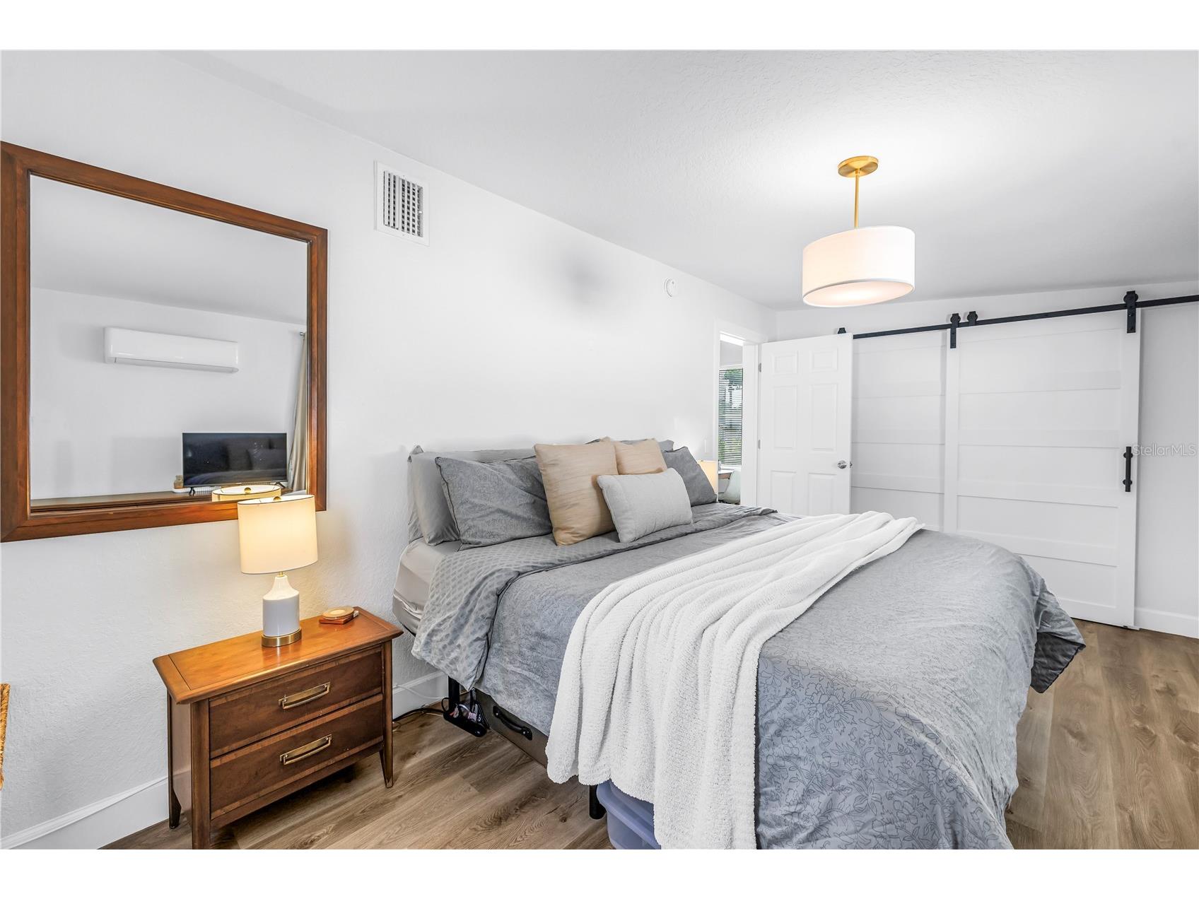 7599 Meadowlawn Drive N Saint Petersburg FL 33702 TB8513107 image22