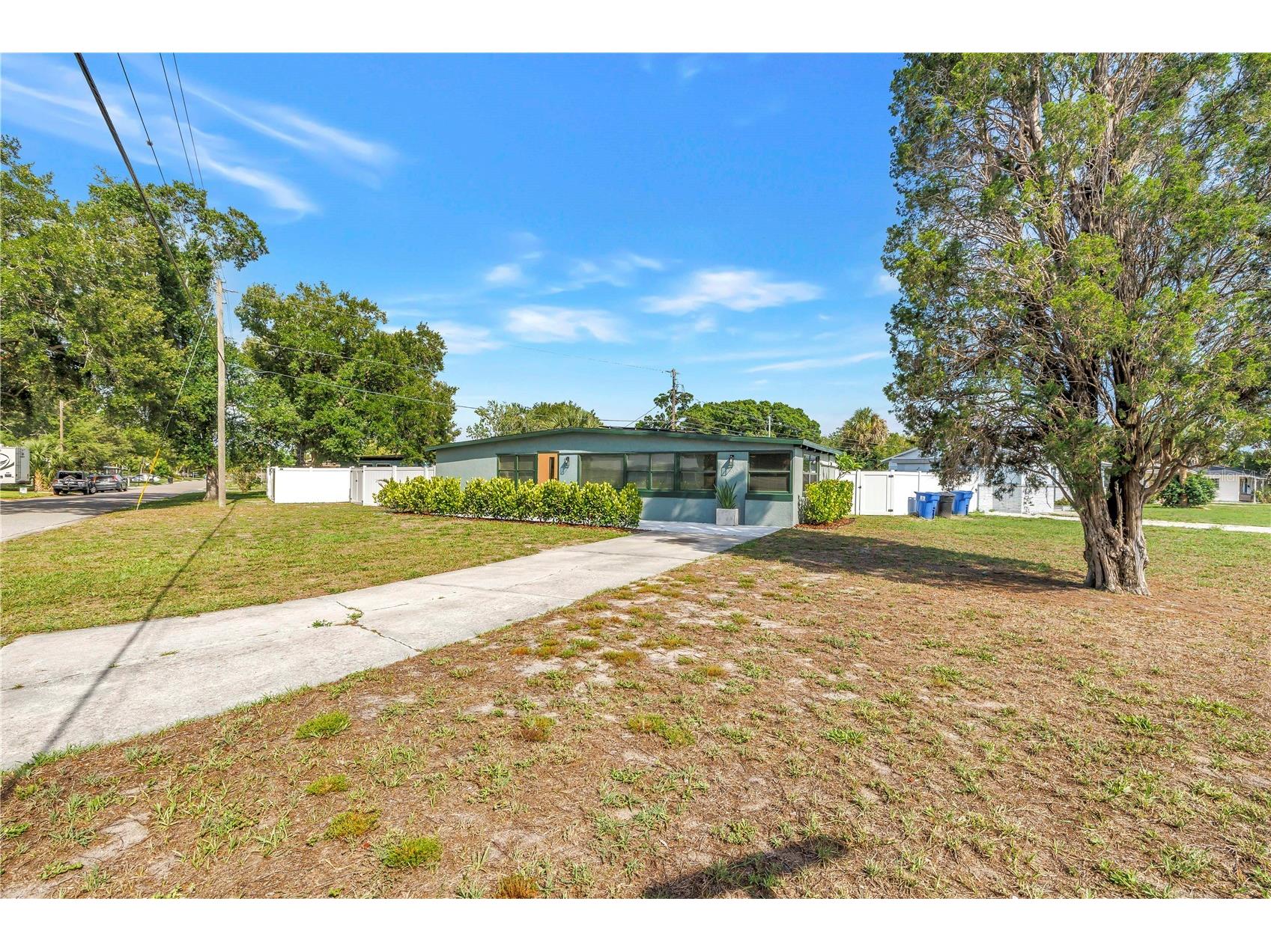 7599 Meadowlawn Drive N Saint Petersburg FL 33702 TB8513107 image43