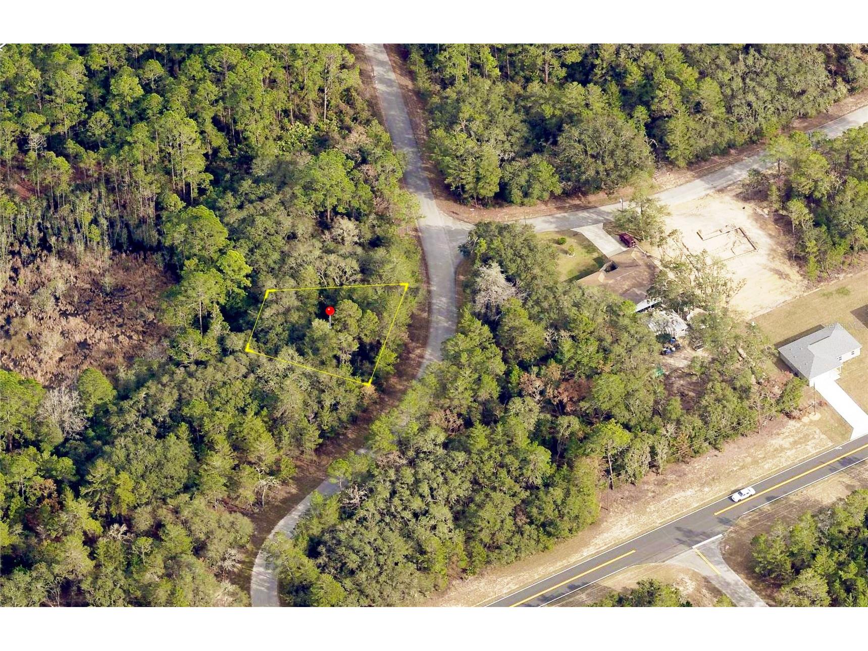 76 Fisher Run Terrace Ocklawaha FL 32179 A4698288 image2