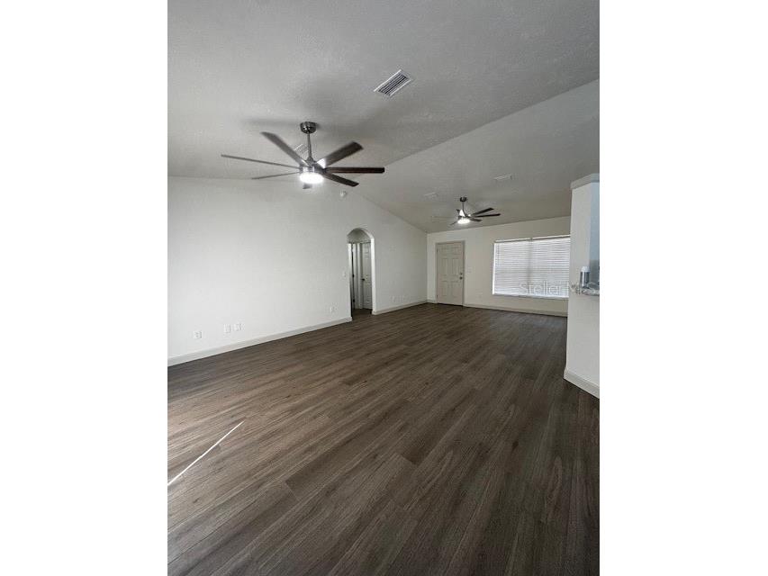 76 Fisher Way Trail Ocklawaha FL 32179 OM718874 image2