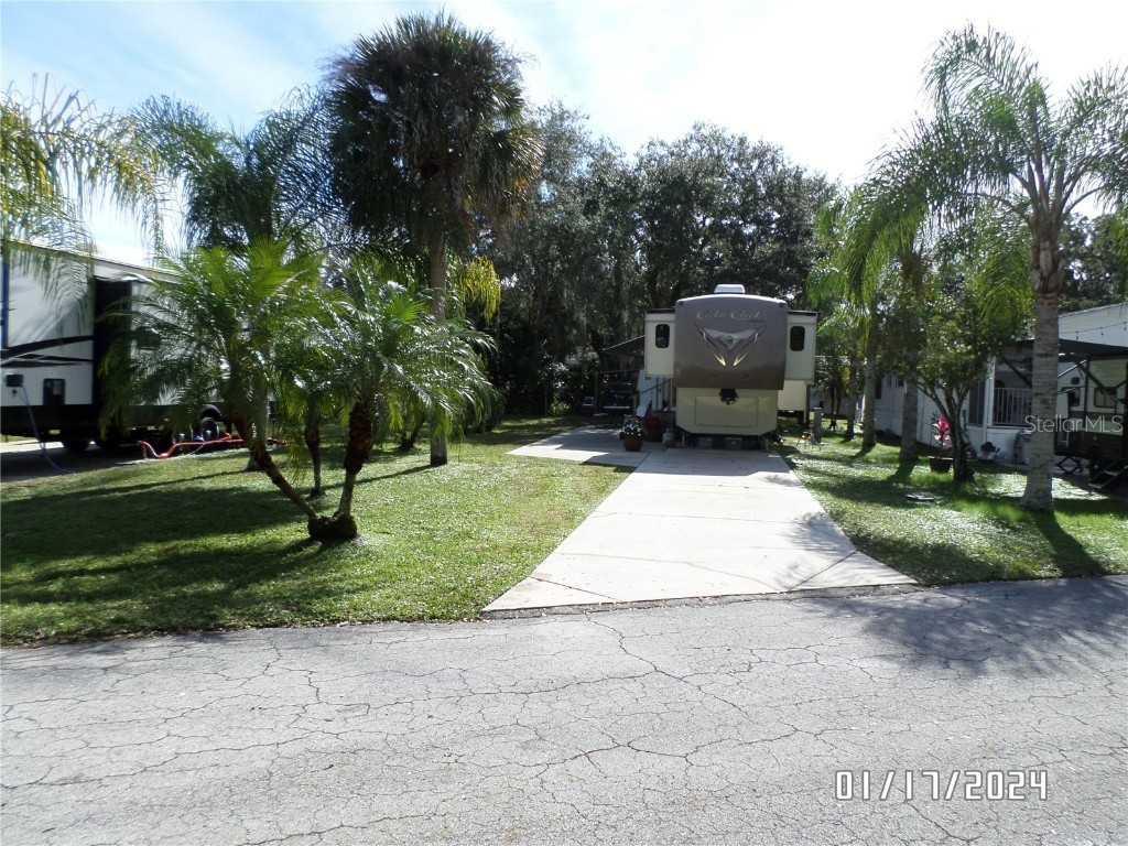 76 NW Roan Road River Ranch FL 33867 TB8457752 image1