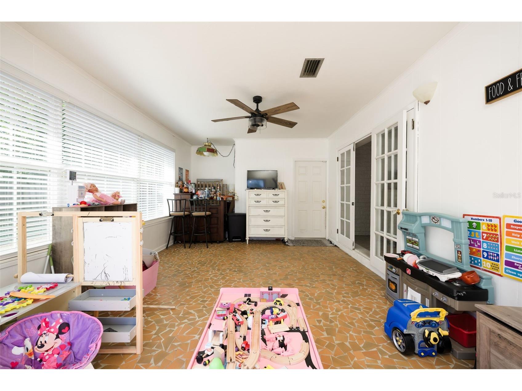 76 S Capri Drive Ormond Beach FL 32174 V4947659 image12