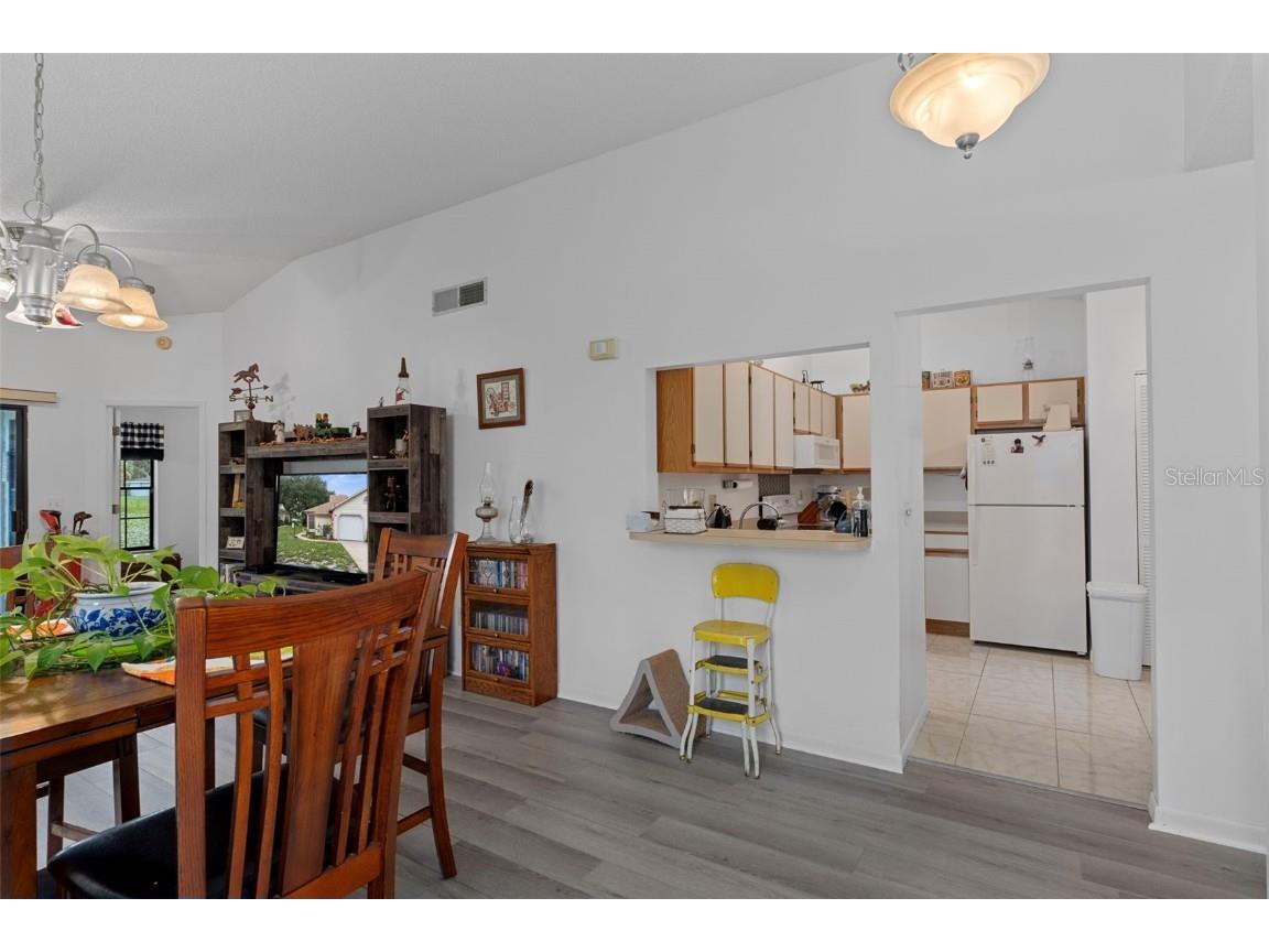 76 S Heron Creek Loop Inverness FL 34450 - LAKE HENDERSON OM709696 image5