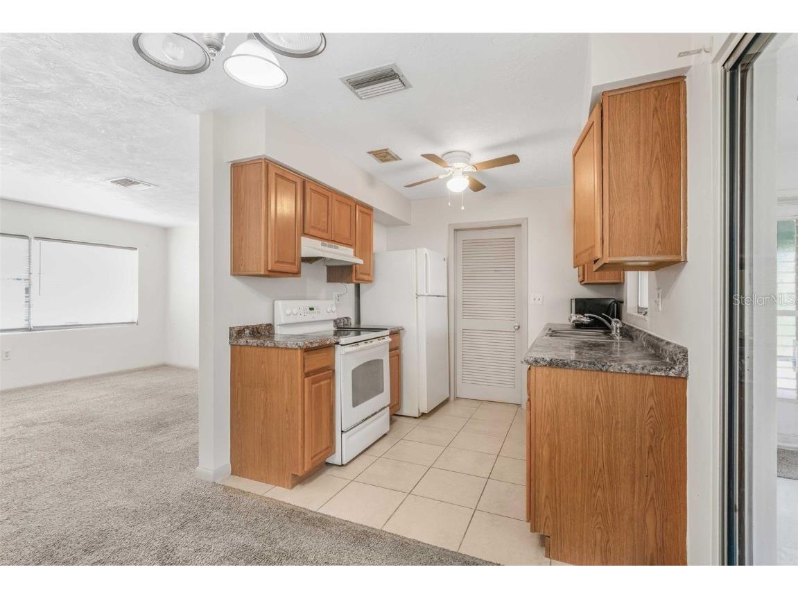 76 S Jefferson Street Beverly Hills FL 34465 OM715415 image11