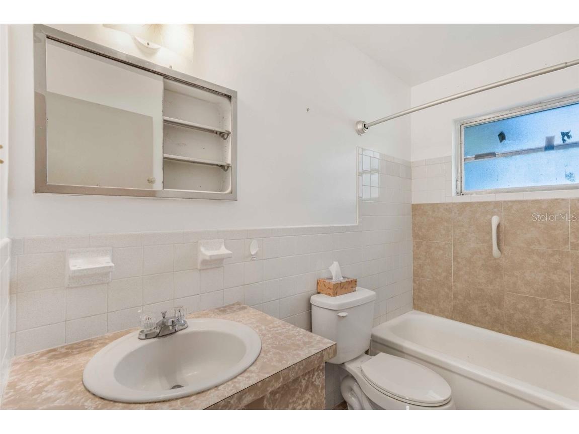 76 S Jefferson Street Beverly Hills FL 34465 OM715415 image22