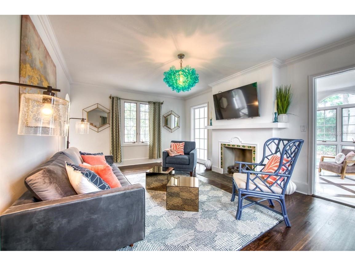 76 S Washington Drive Sarasota FL 34236 A4649466 image10