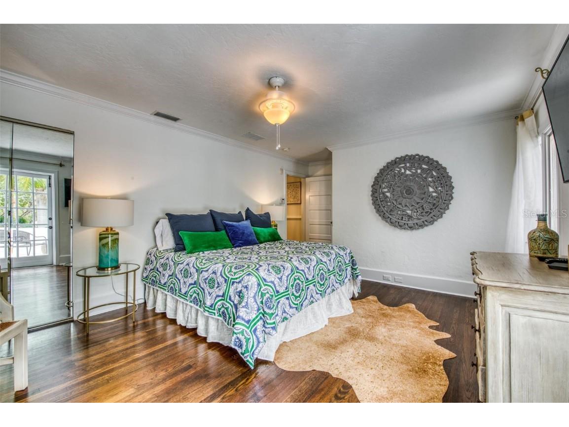 76 S Washington Drive Sarasota FL 34236 A4649466 image22