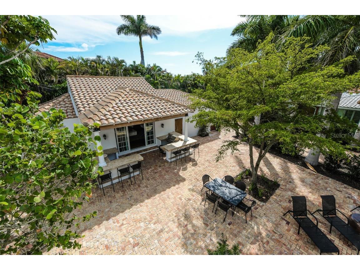 76 S Washington Drive Sarasota FL 34236 A4649466 image57