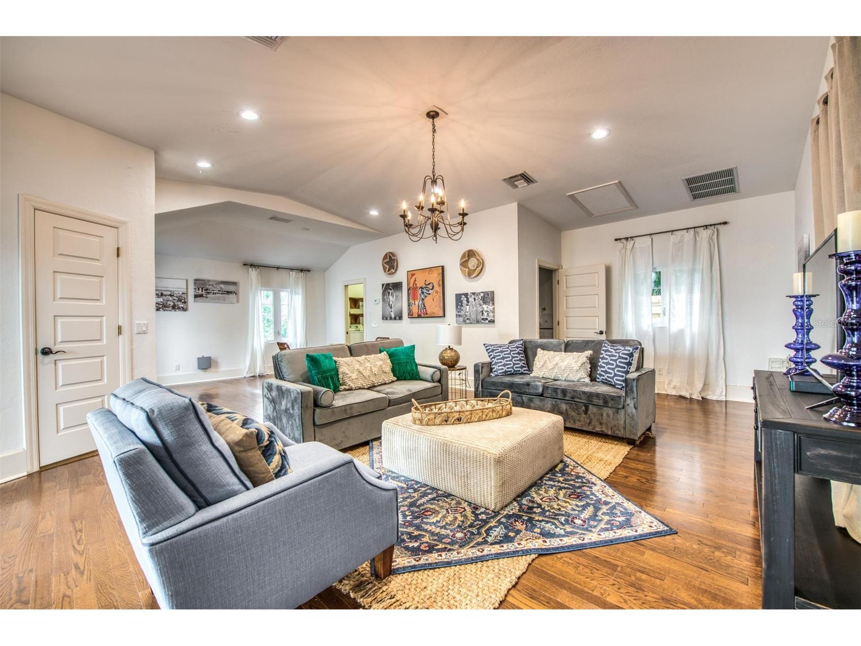 76 S Washington Drive Sarasota FL 34236 A4693046 image12