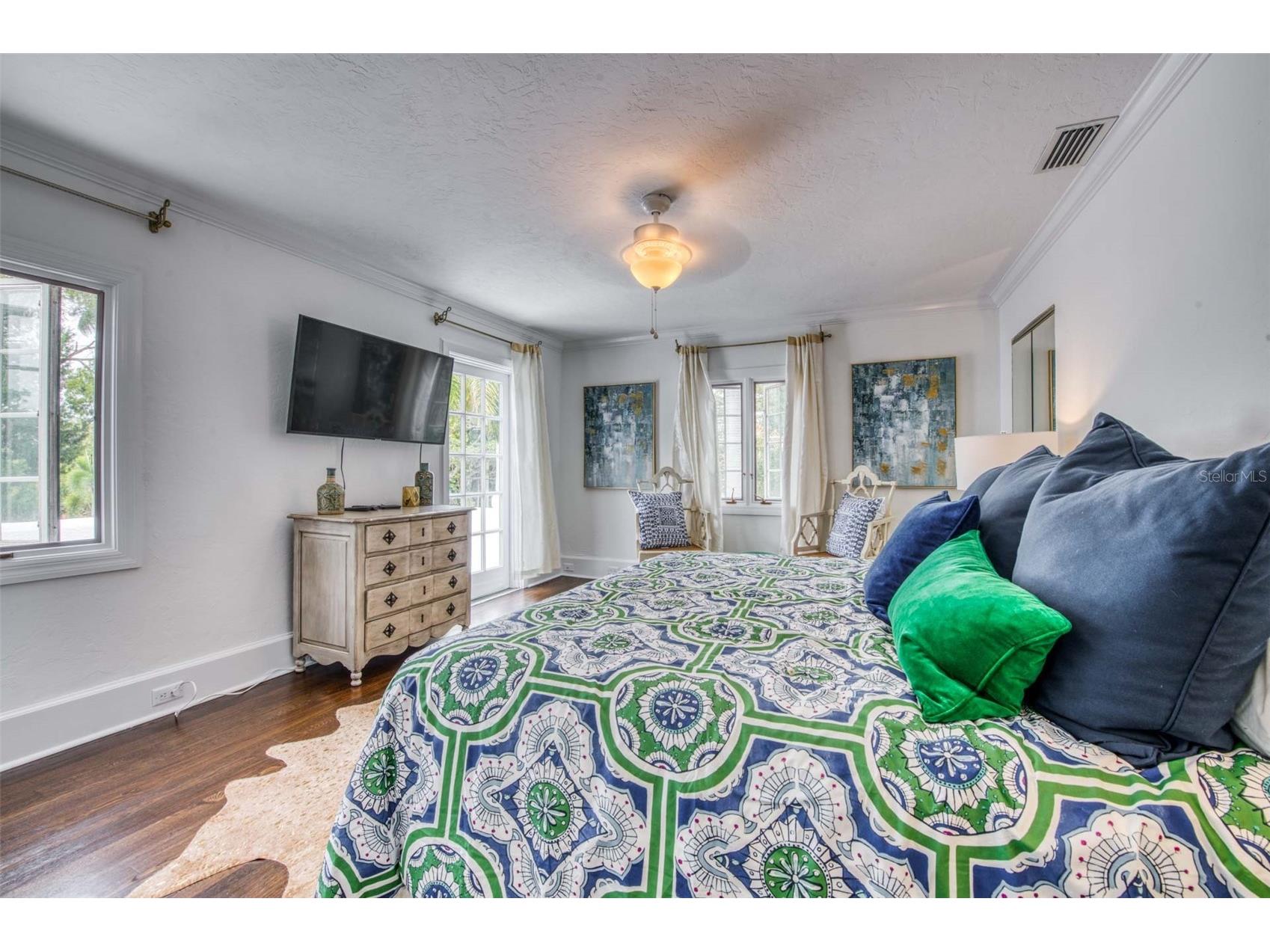 76 S Washington Drive Sarasota FL 34236 A4693046 image20