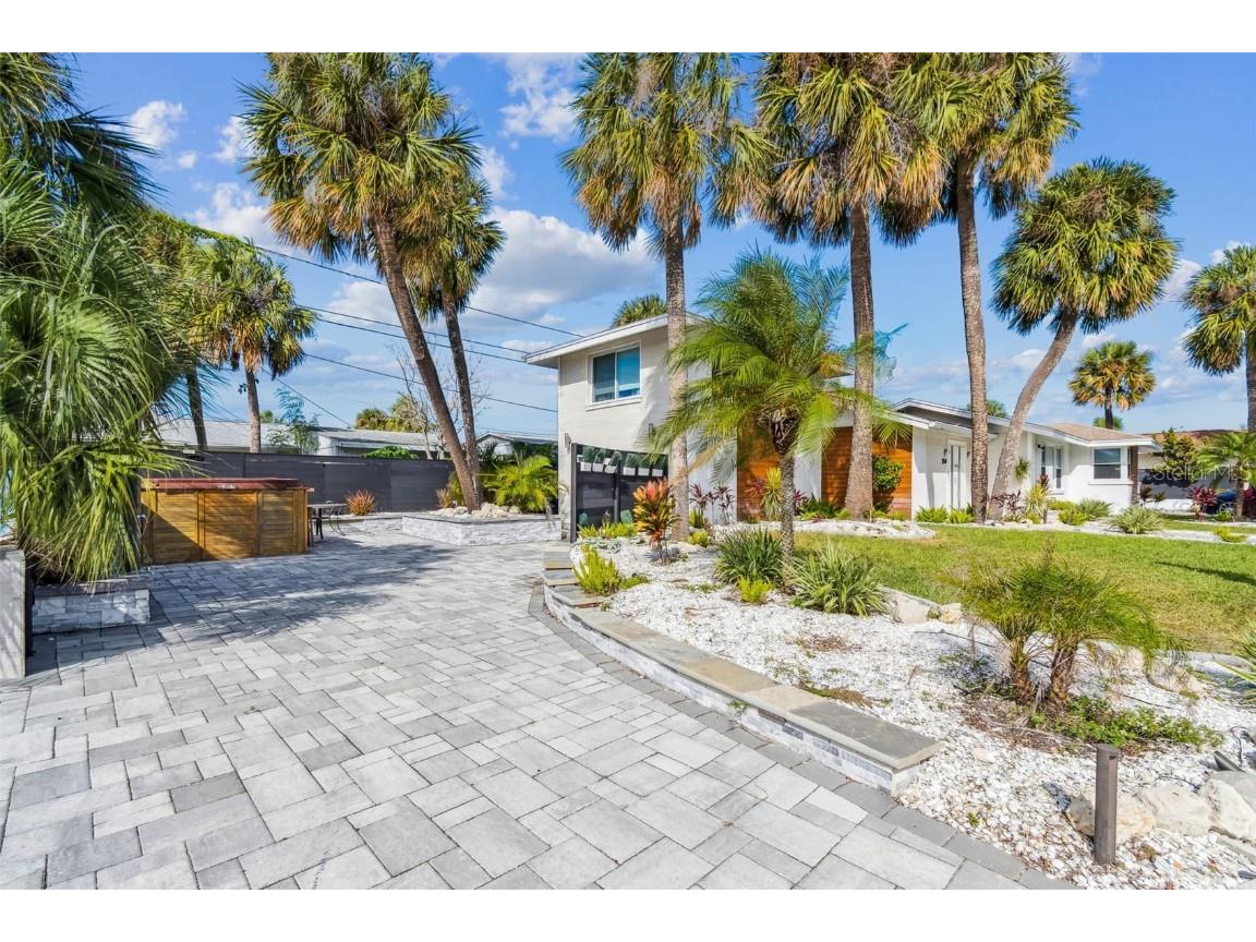 760 Bohenia Circle S Clearwater Beach FL 33767 TB8444319 image5