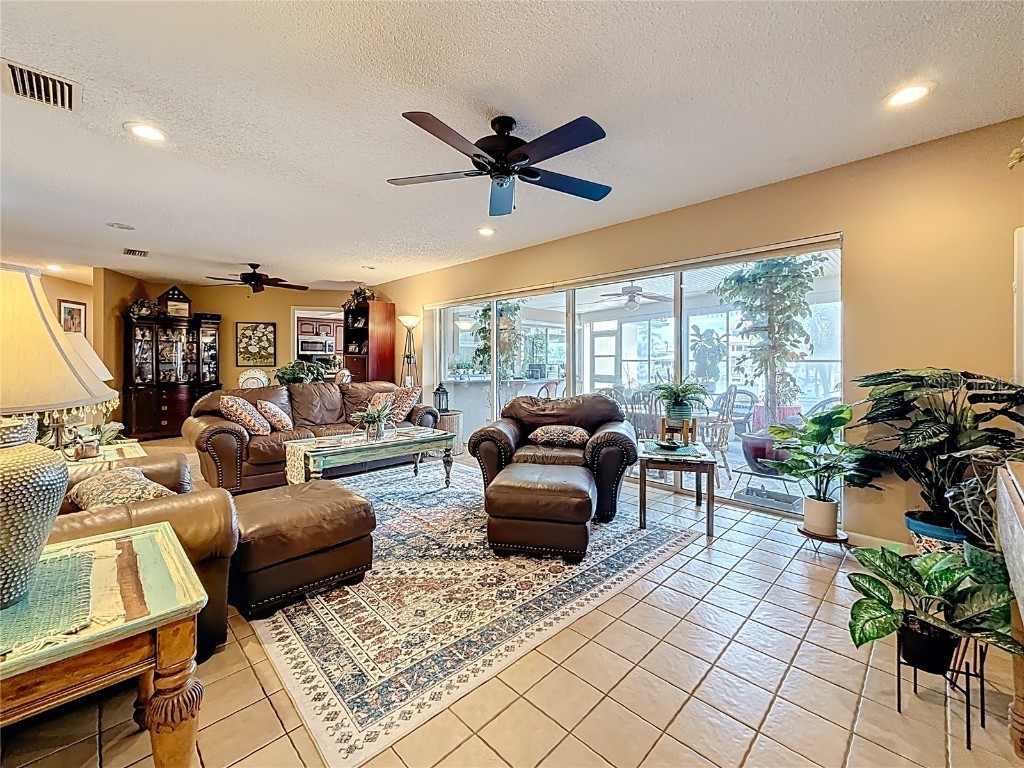 760 Capri Boulevard Treasure Island FL 33706 TB8399213 image10