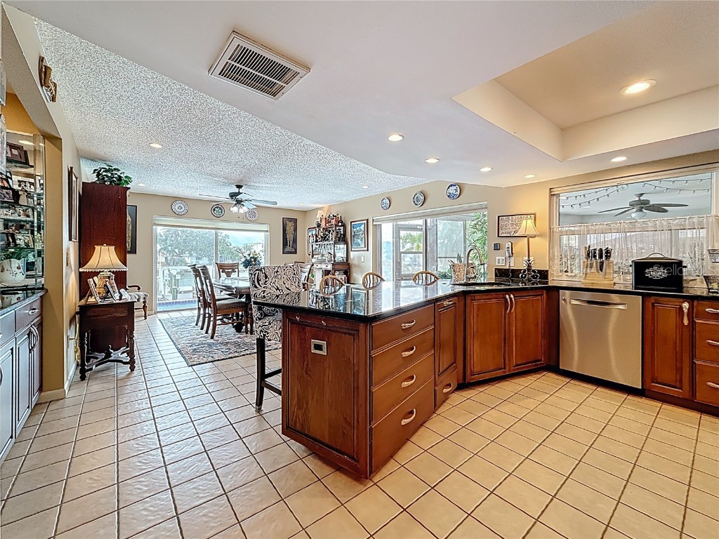 760 Capri Boulevard Treasure Island FL 33706 TB8399213 image12