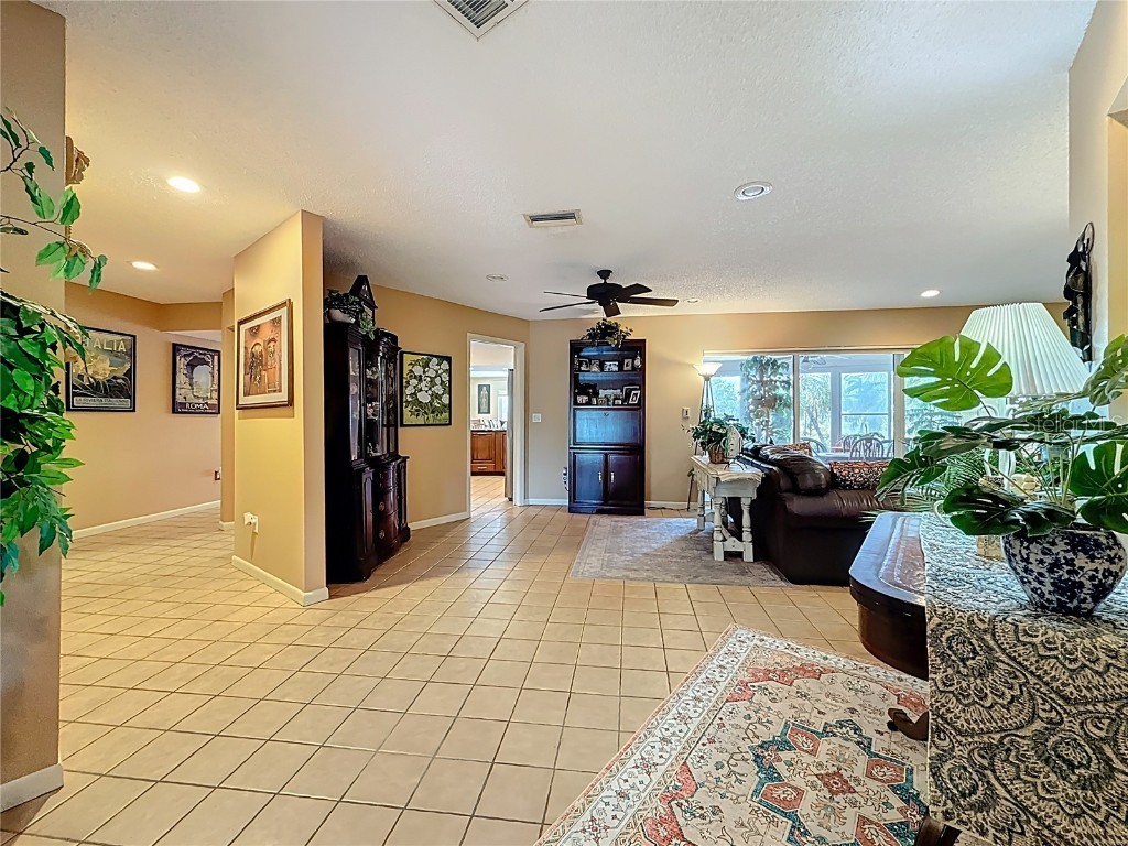 760 Capri Boulevard Treasure Island FL 33706 TB8399213 image6