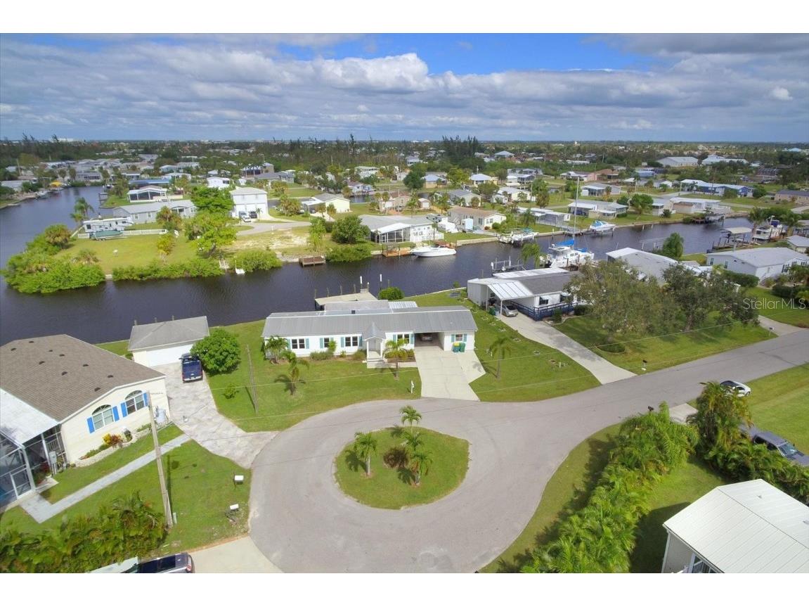 760 Hollyhill Court Punta Gorda FL 33950 C7482775 image1