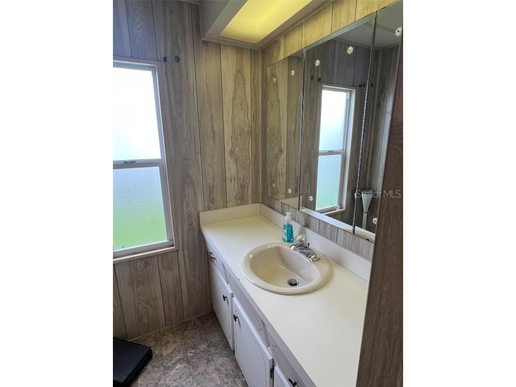 760 Royal Palm Circle Largo FL 33778 TB8408556 image21