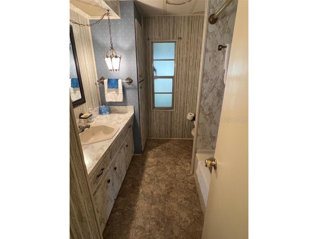 760 Royal Palm Circle Largo FL 33778 TB8408556 image25