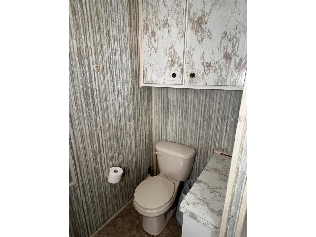 760 Royal Palm Circle Largo FL 33778 TB8408556 image26