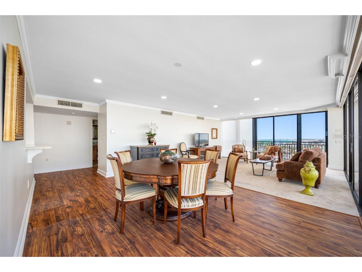 7600 Bayshore Drive #1206 Treasure Island FL 33706 - BOCA CIEGA BAY / GULF TB8374265 image16