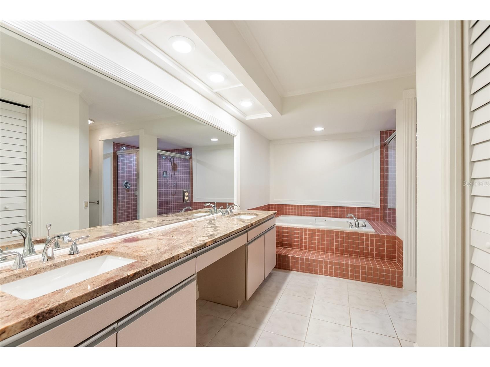 7600 Fairway Woods Drive #204 Sarasota FL 34238 A4695605 image24