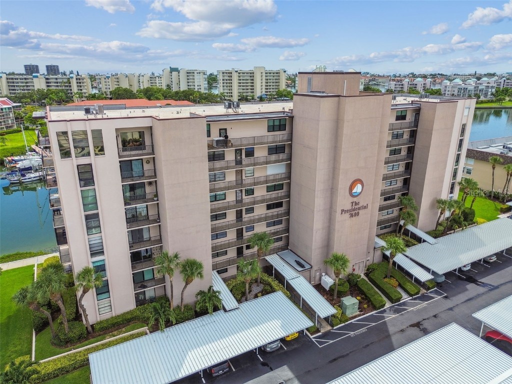 7600 Sun Island Drive S #405 South Pasadena FL 33707 - BOCA CIEGA BAY U8249237 image1