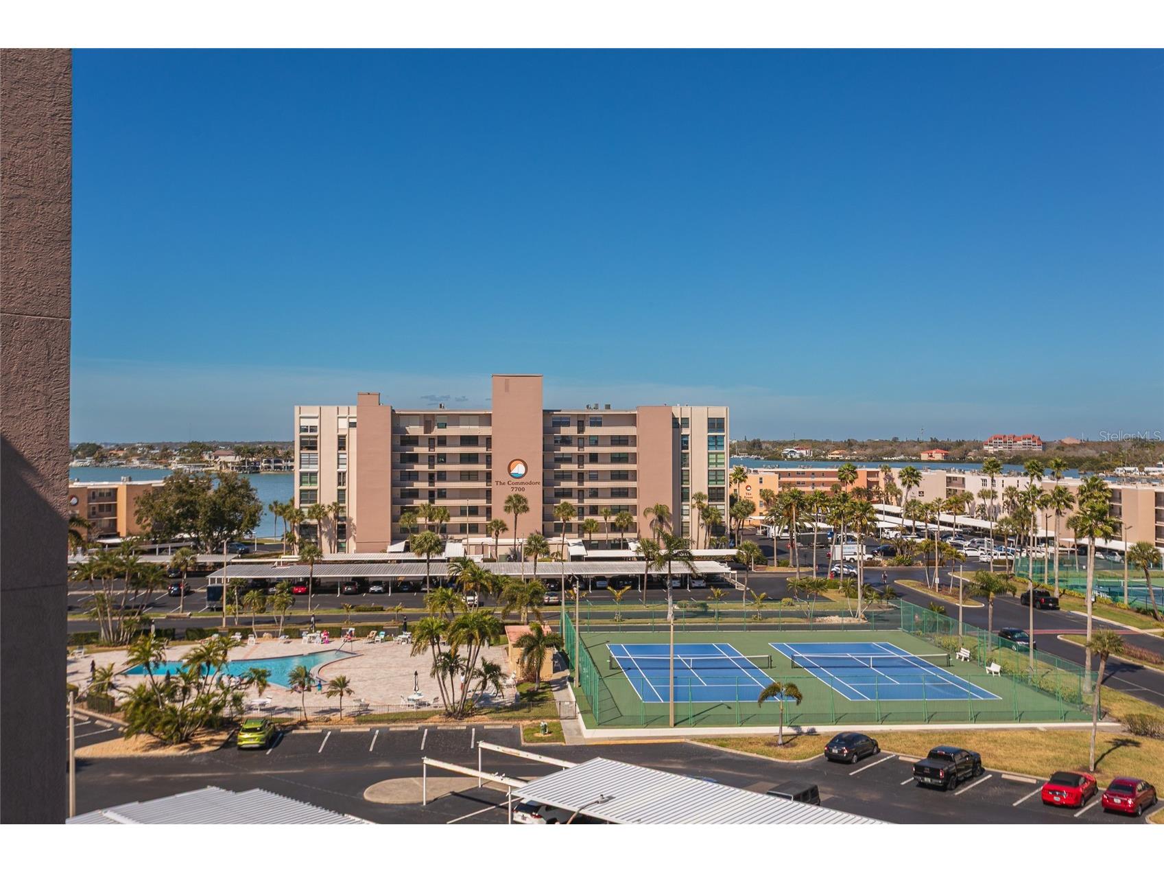 7600 Sun Island Drive S #707 South Pasadena FL 33707 - BOCA CIEGA BAY TB8481159 image2