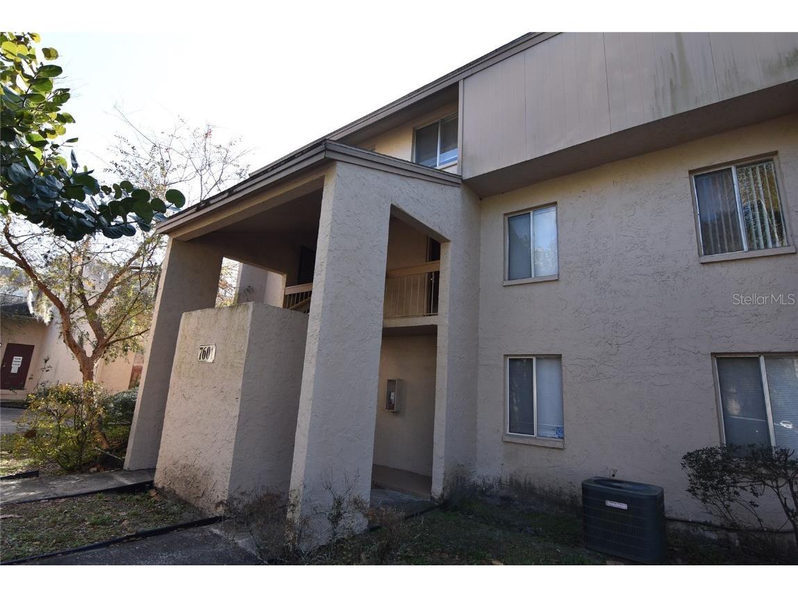 7601 Abbey Lane #B Tampa FL 33617 O6124352 image1