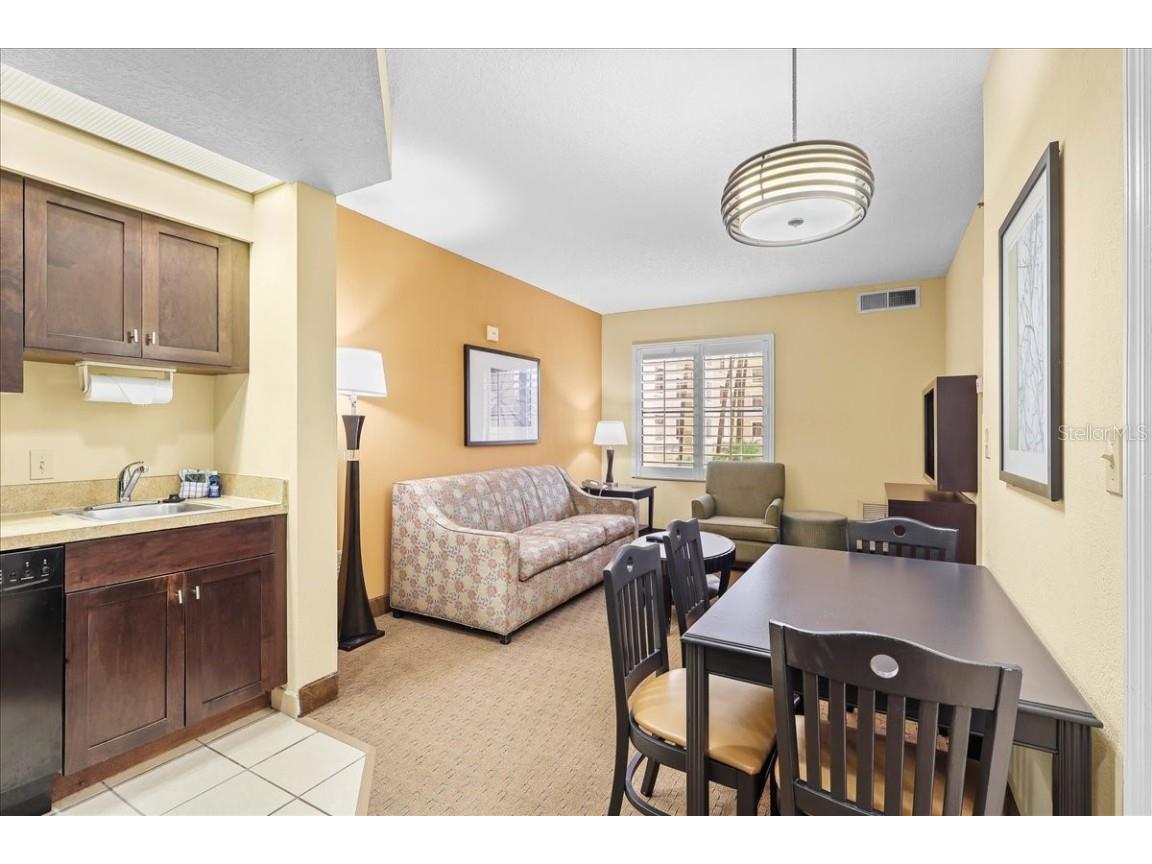 7601 Canada Avenue #202 Orlando FL 32819 O6366071 image2