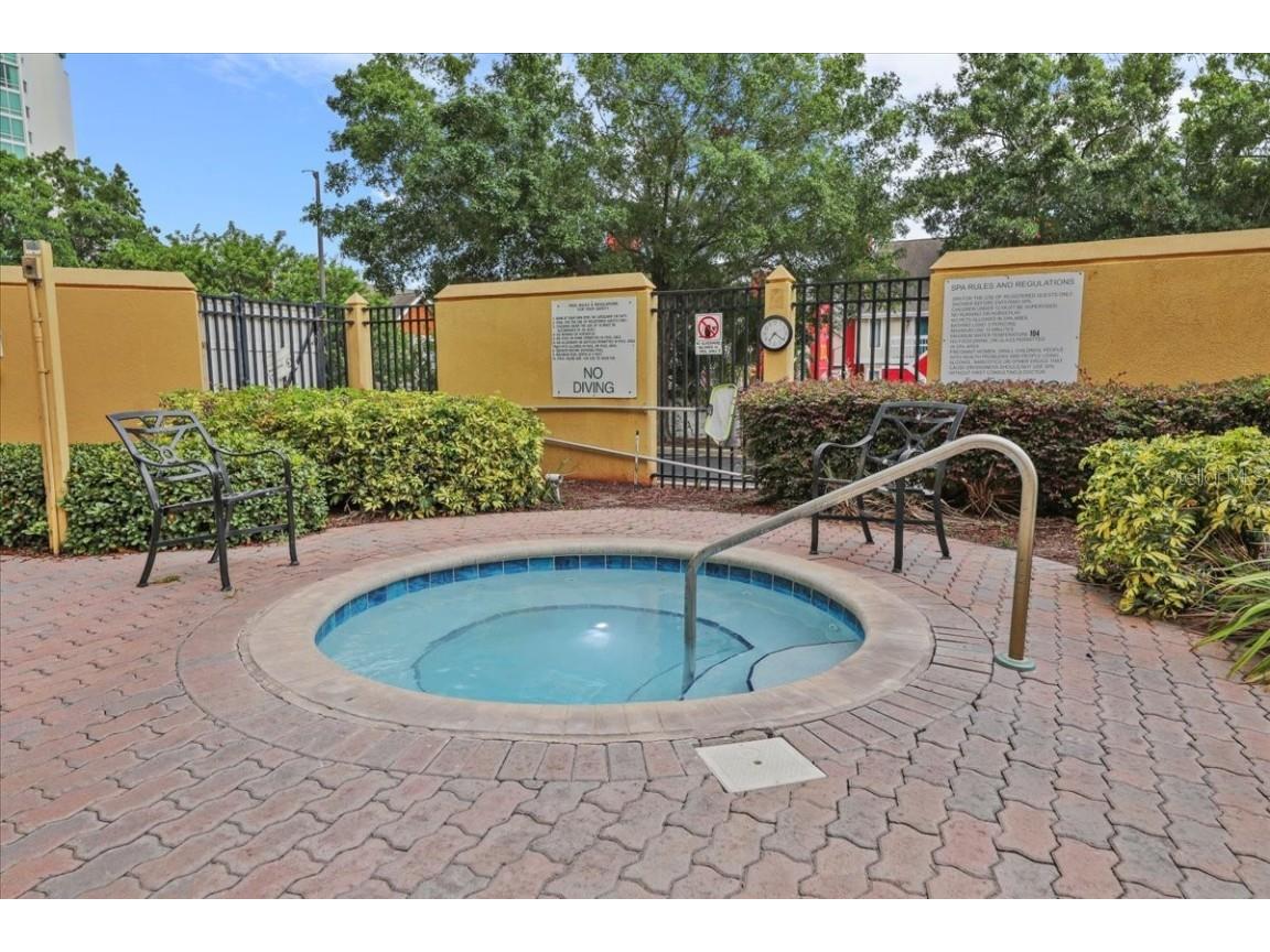 7601 Canada Avenue #202 Orlando FL 32819 O6366071 image31