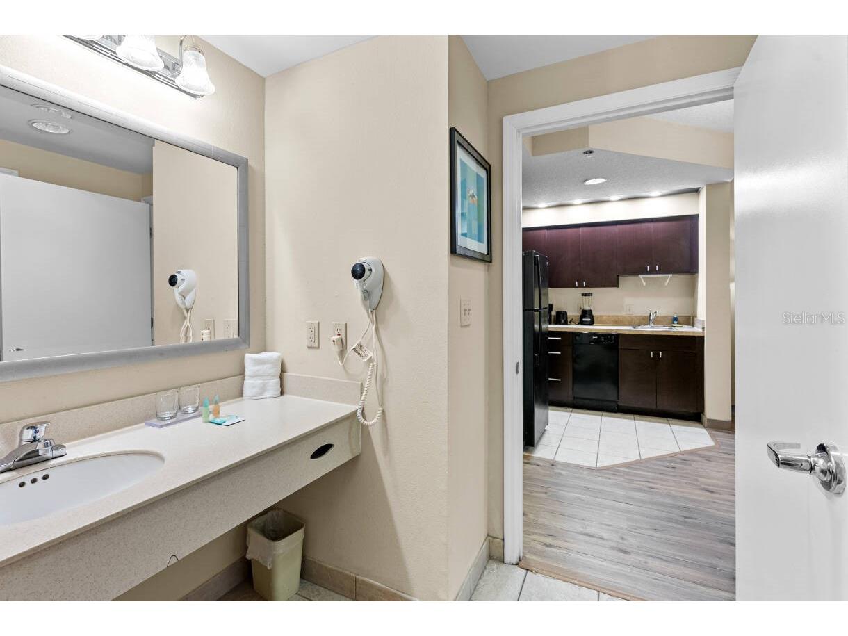 7601 Canada Avenue #221 Orlando FL 32819 O6381205 image12
