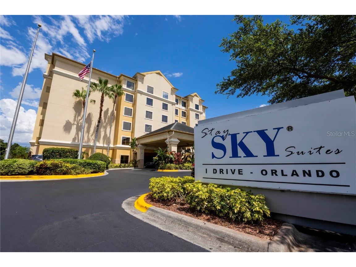 7601 Canada Avenue #303 Orlando FL 32819 O6181593 image1