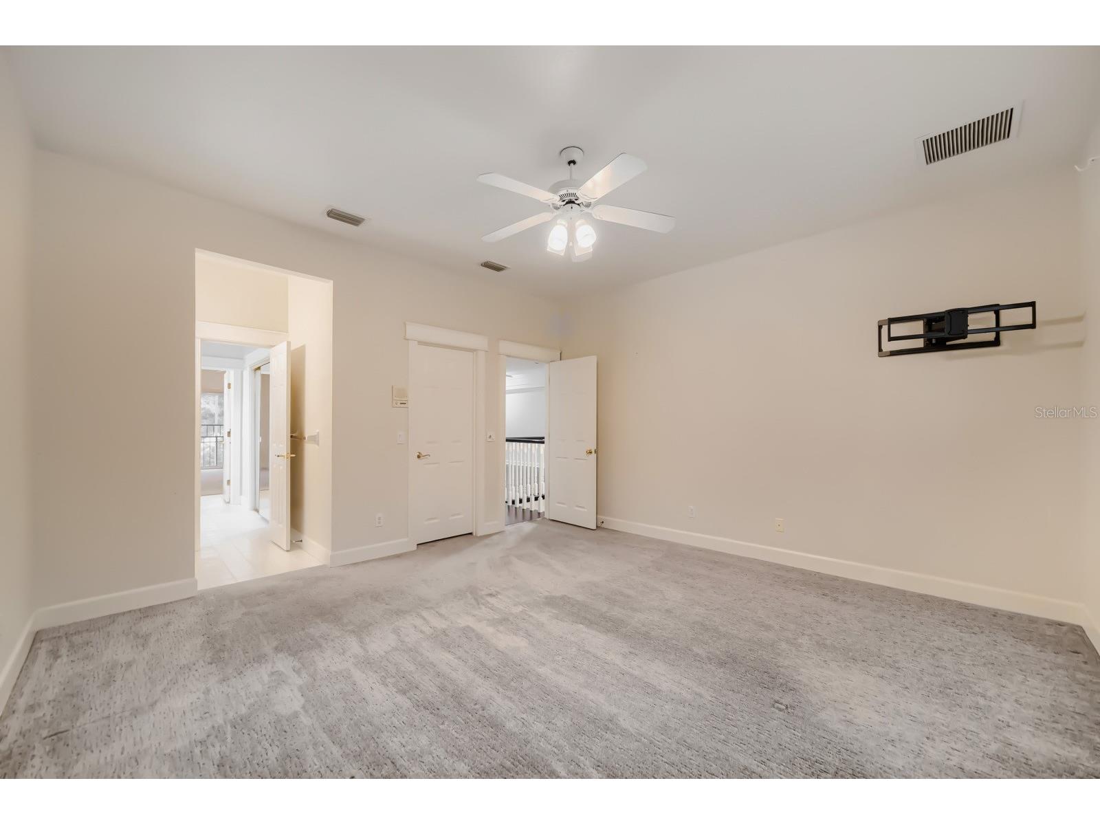 7601 Debeaubien Drive Orlando FL 32835 TB8503272 image25