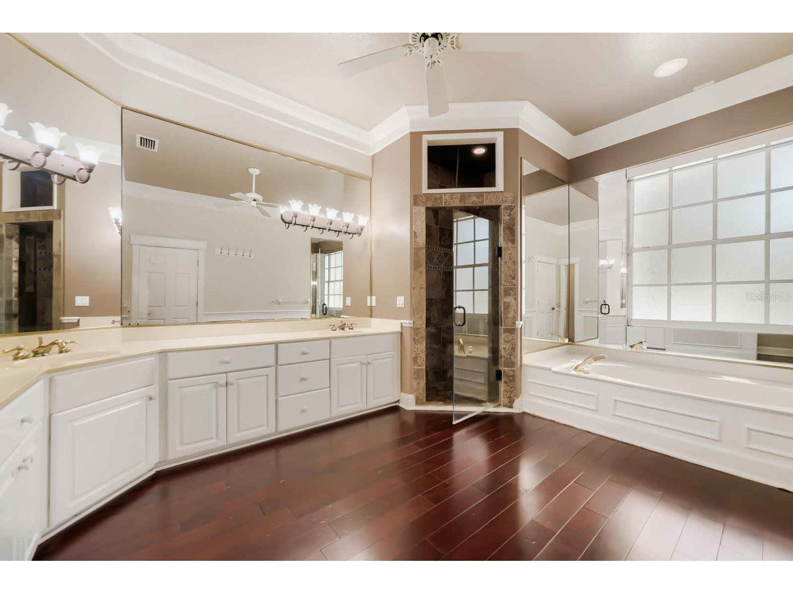 7601 Debeaubien Drive Orlando FL 32835 TB8503272 image26