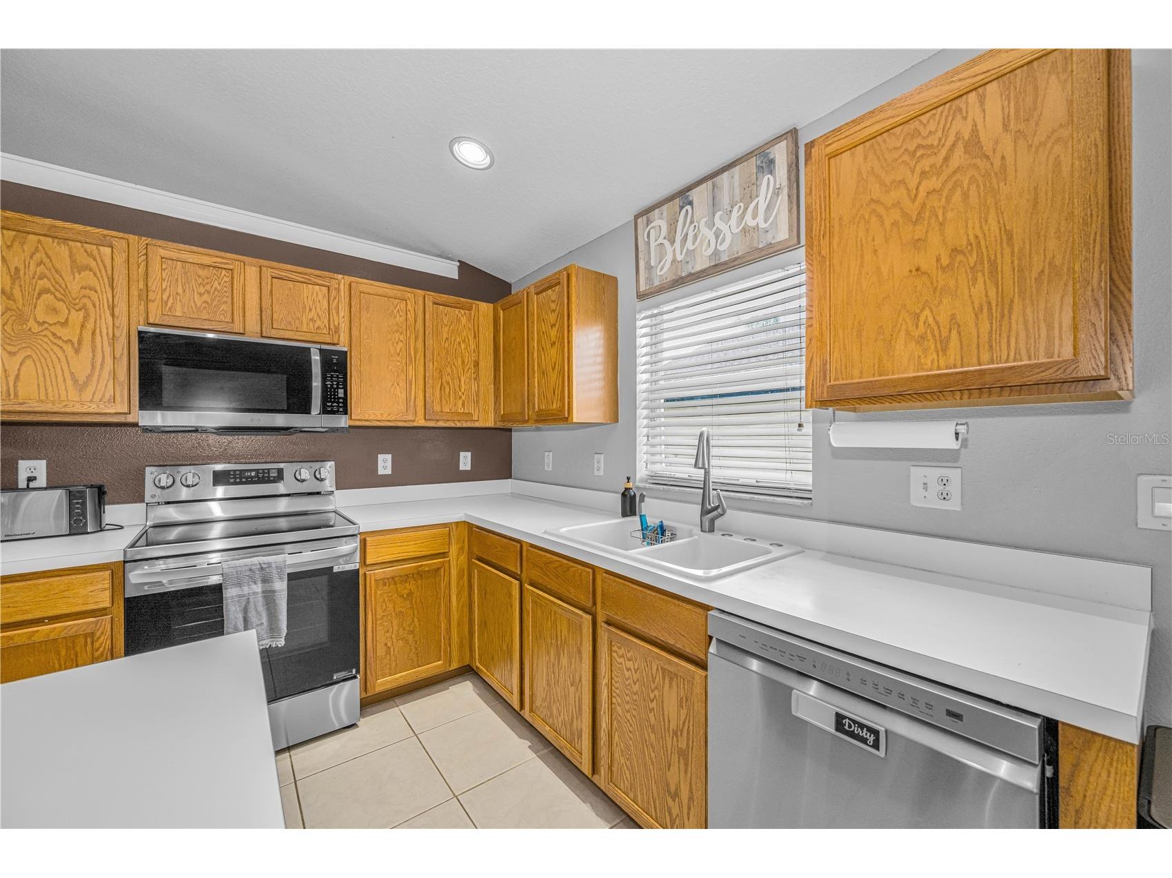 7601 Merchantville Circle Zephyrhills FL 33540 A4693891 image12