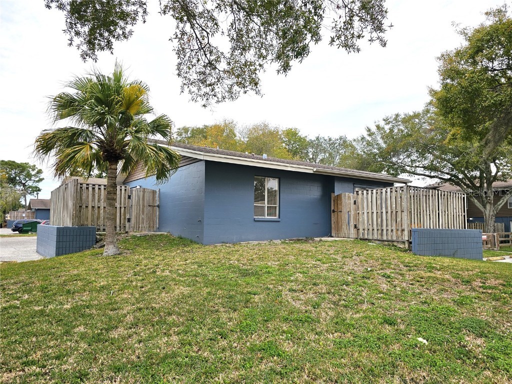 7601 Paula Drive #1 Tampa FL 33615 T3497715 image1