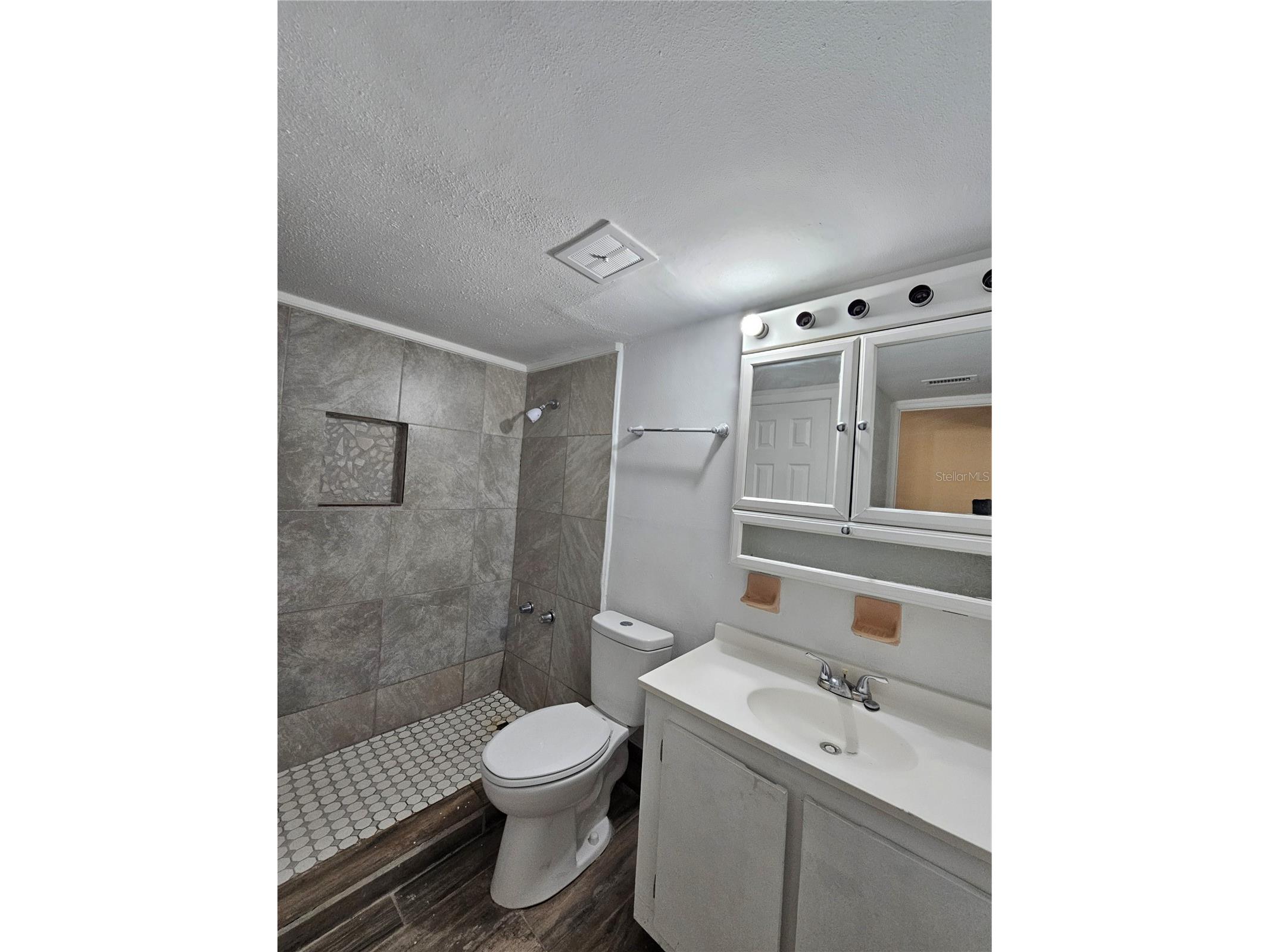 7601 Paula Drive #3 Tampa FL 33615 TB8494692 image9