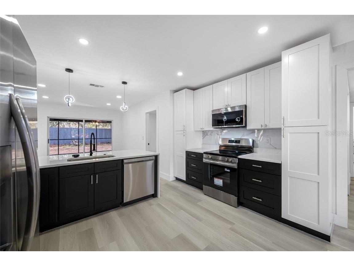 7601 Pine Hill Drive Tampa FL 33617 TB8449566 image13