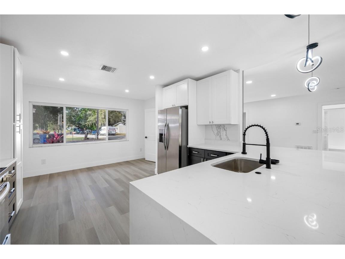 7601 Pine Hill Drive Tampa FL 33617 TB8449566 image15