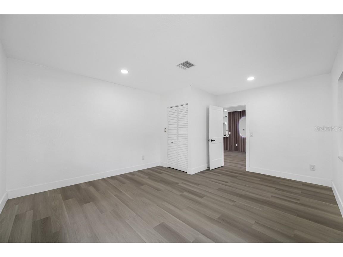 7601 Pine Hill Drive Tampa FL 33617 TB8449566 image16