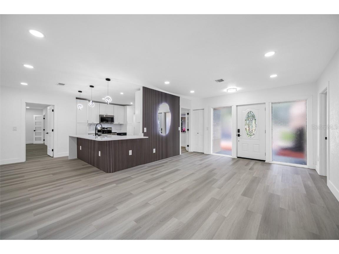 7601 Pine Hill Drive Tampa FL 33617 TB8449566 image8