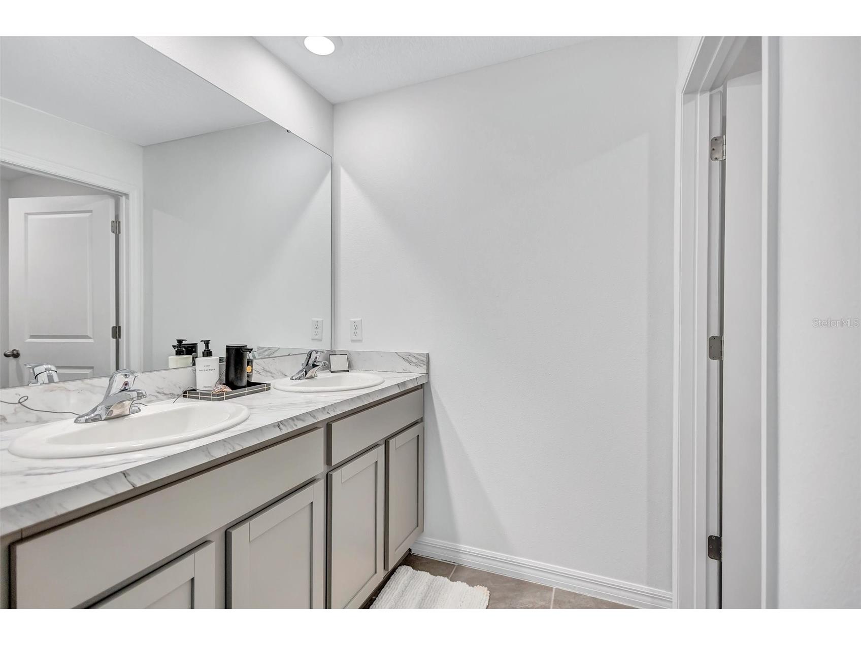 7601 Rosewood Garden Loop Tampa FL 33637 G5114022 image39