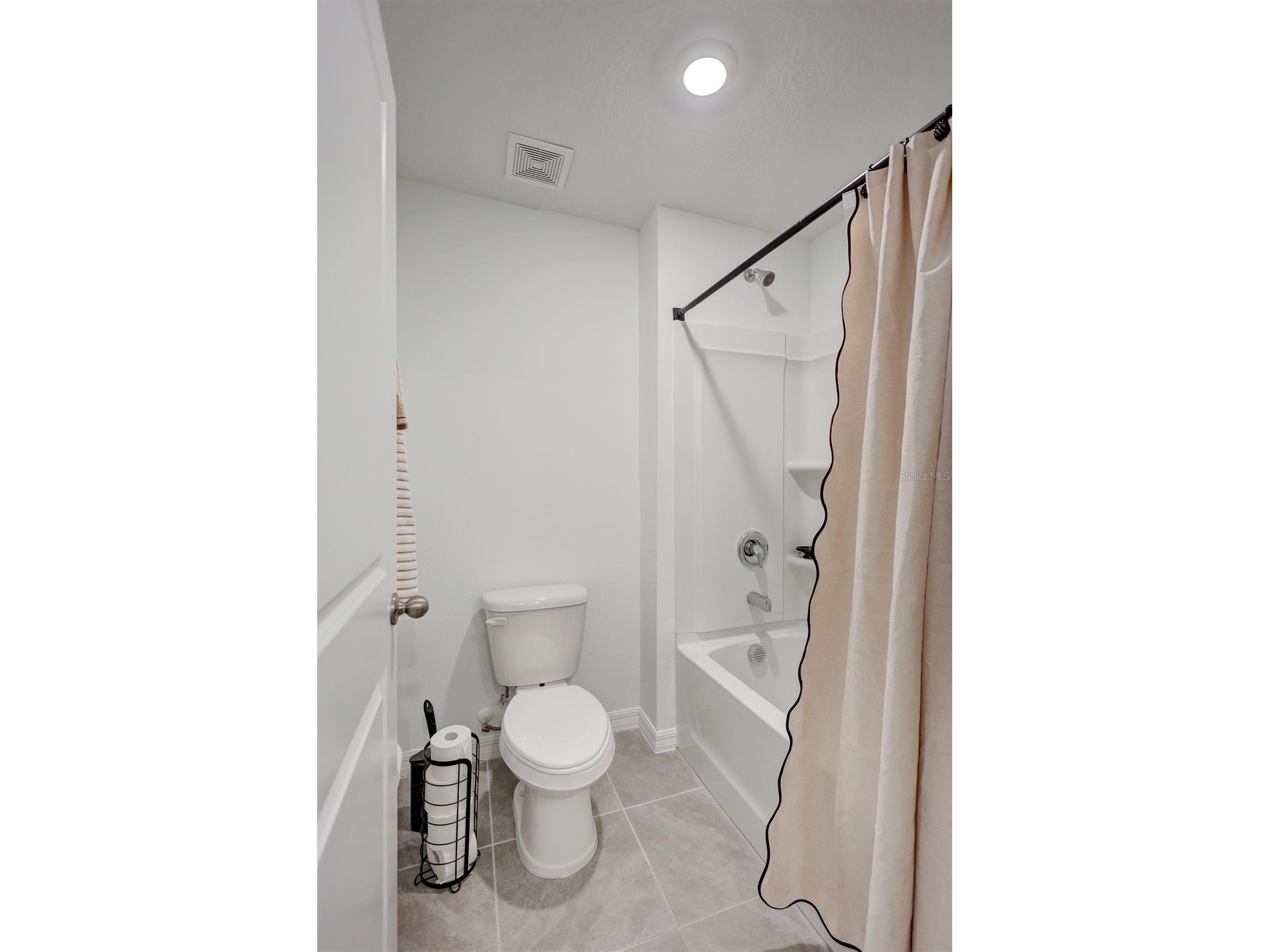 7601 Rosewood Garden Loop Tampa FL 33637 G5114022 image42