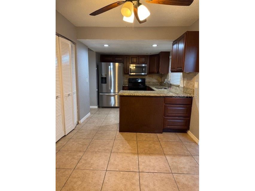7601 W Deleon Court Tampa FL 33615 TB8386443 image13
