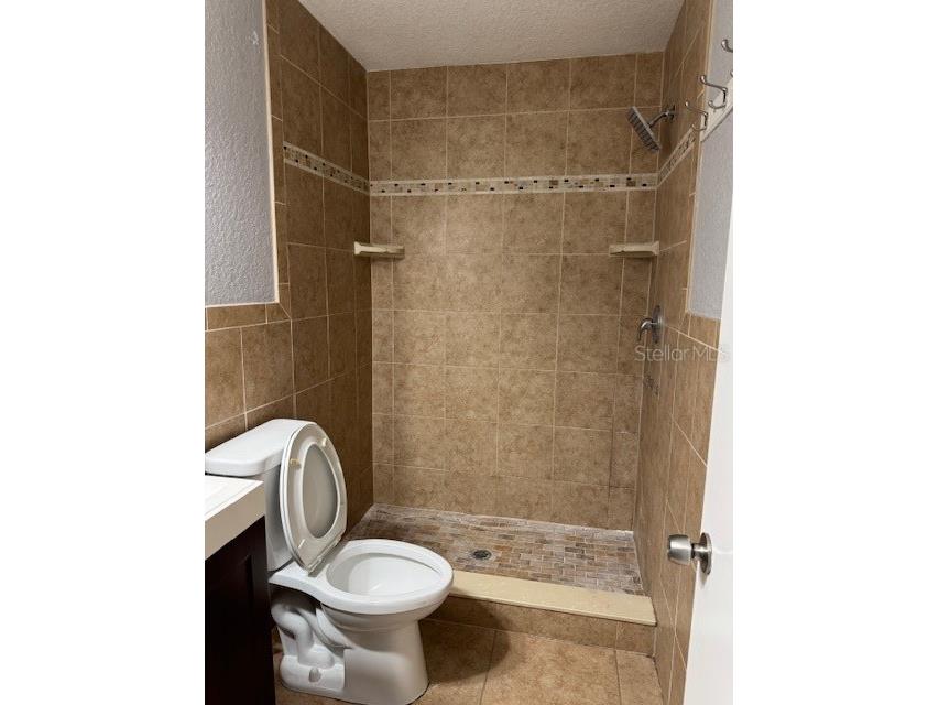 7601 W Deleon Court Tampa FL 33615 TB8386443 image17