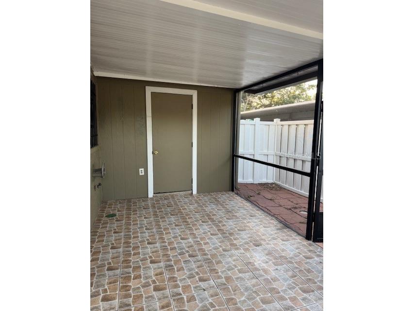 7601 W Deleon Court Tampa FL 33615 TB8386443 image6
