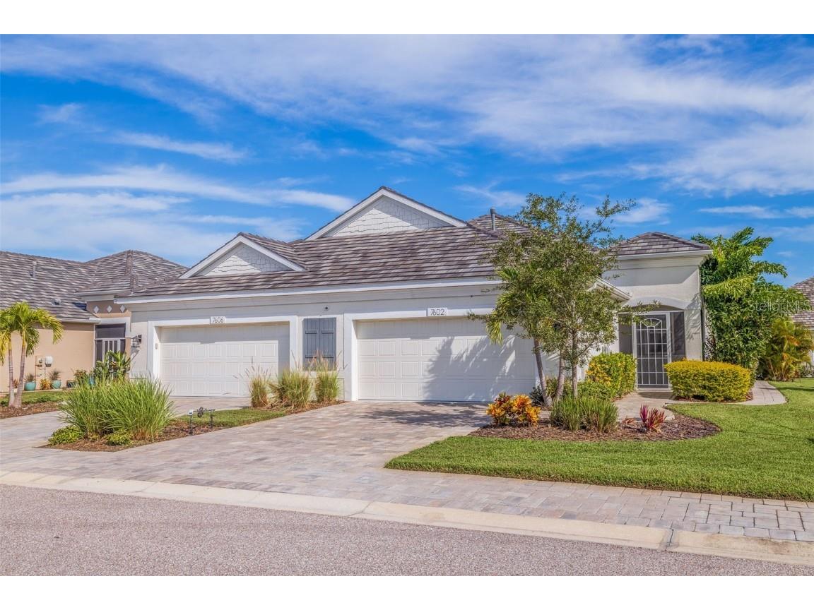 7602 Campus Cove Sarasota FL 34243 A4583780 image1