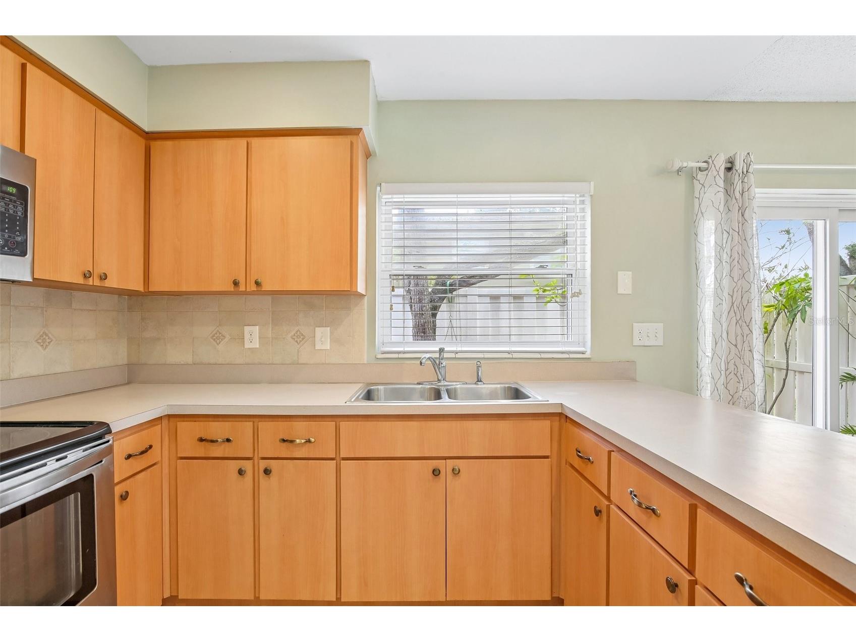 7602 Cortez Court Tampa FL 33615 TB8513166 image3