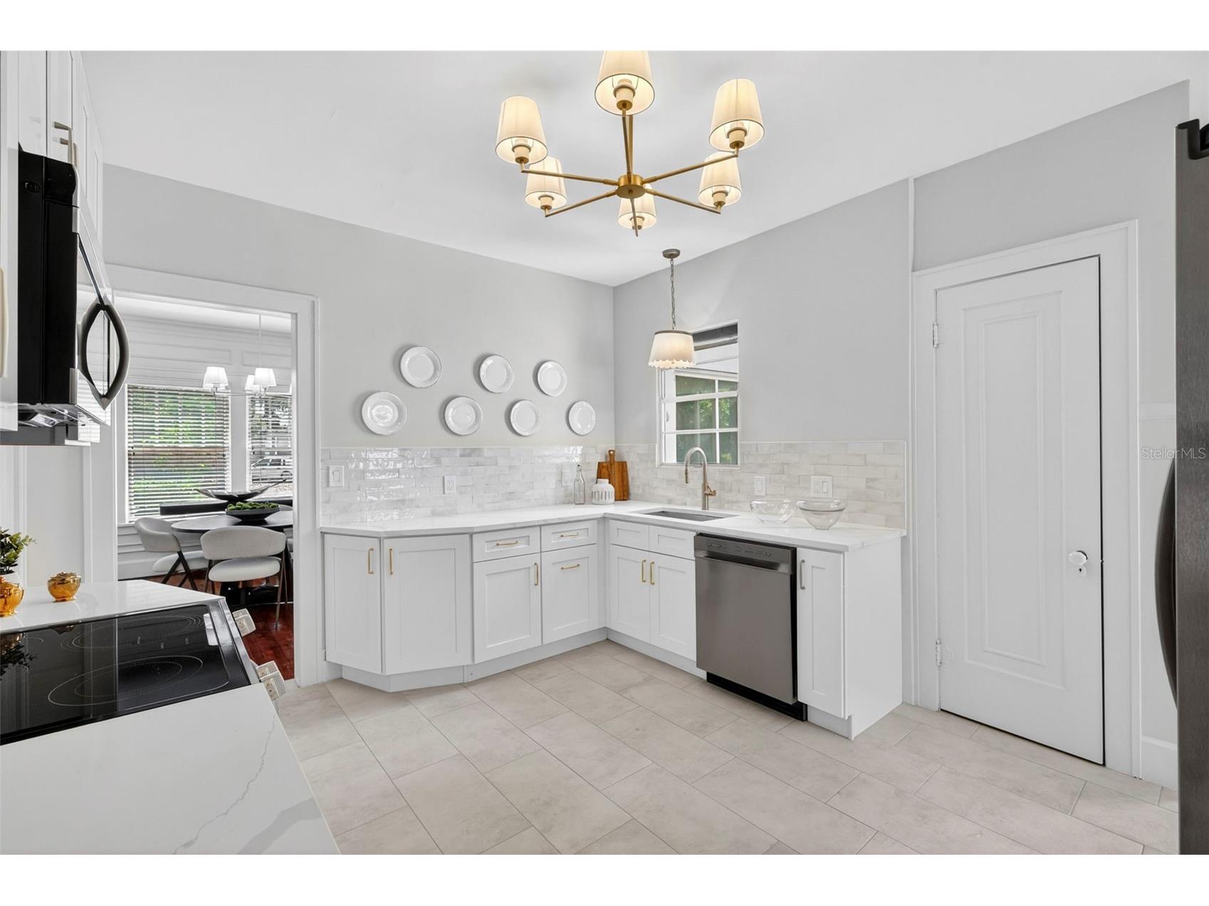 7602 Dartmouth Avenue N Saint Petersburg FL 33710 TB8509967 image11