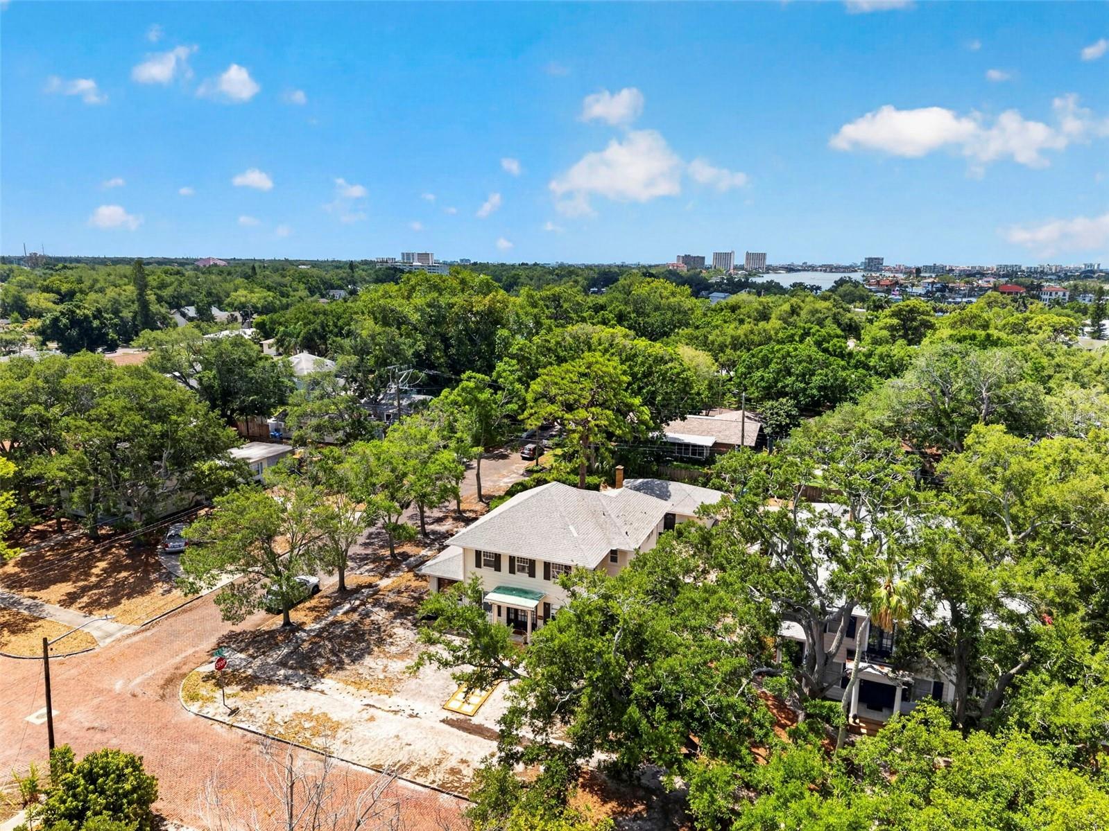 7602 Dartmouth Avenue N Saint Petersburg FL 33710 TB8509967 image53